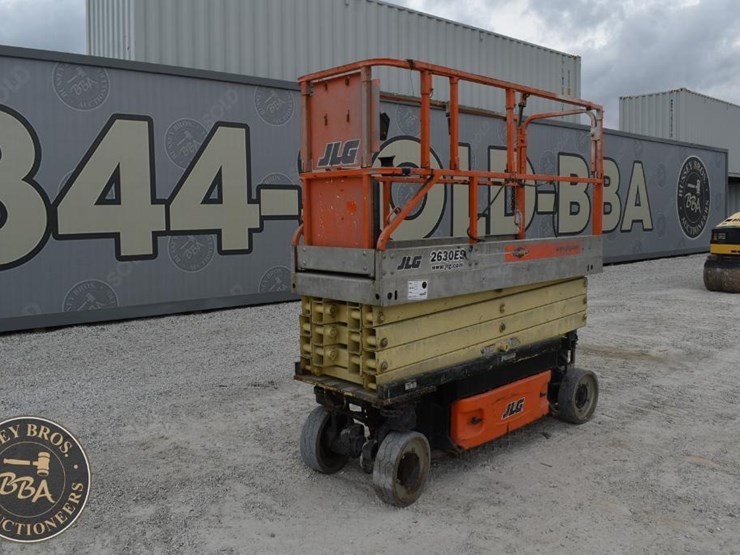 2006-jlg-2630es-image-1