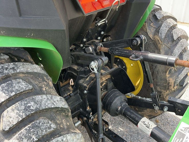 2021-john-deere-3032e-image-9