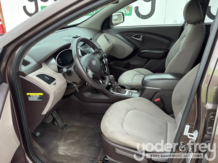 2015-hyundai-tucson-image-36