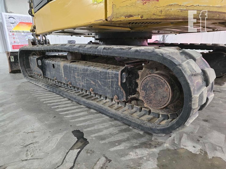 2024-caterpillar-306cr-image-35