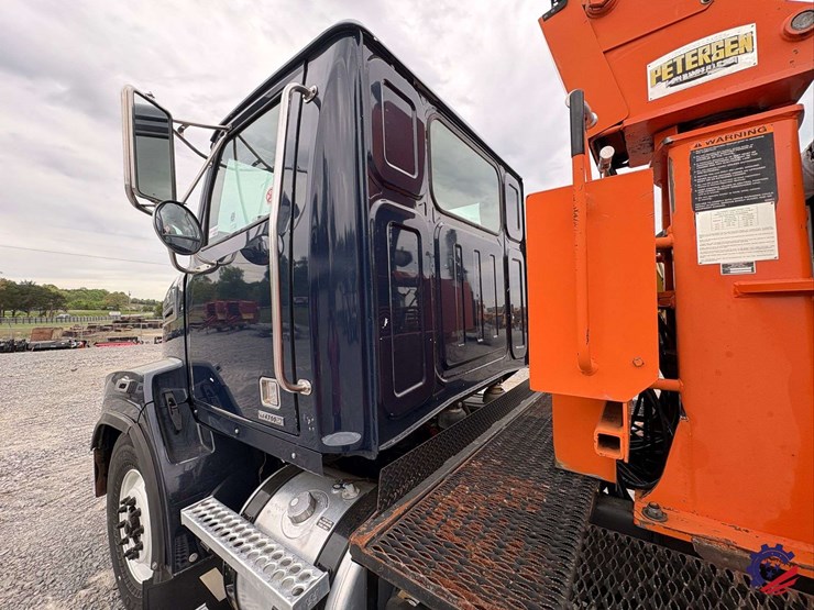 2019-western-star-4700-image-22