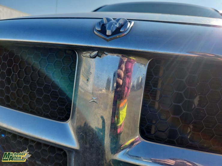 2002-dodge-ram-1500-image-35