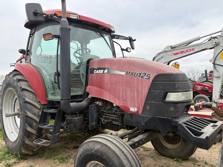 case-mxu125-tractor-image-9