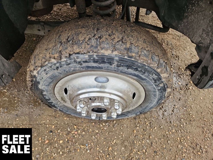 2015-ford-f550-image-7