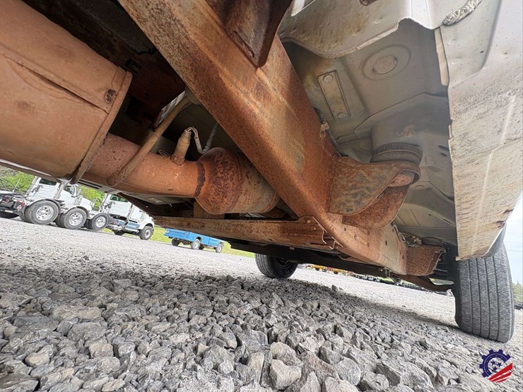 2005-chevrolet-silverado-2500hd-image-38