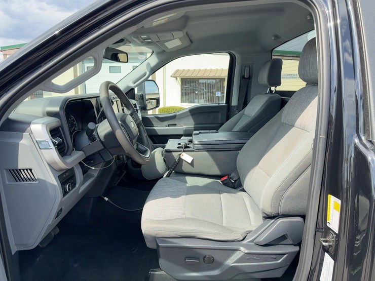 2023-ford-f450-xlt-image-20