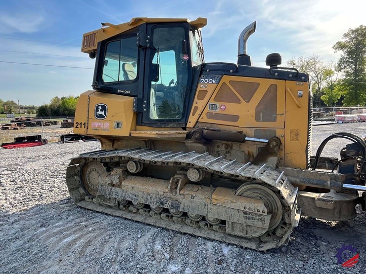 2017-deere-700k-xlt-image-42