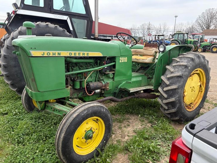 2010-john-deere-2010-image-2