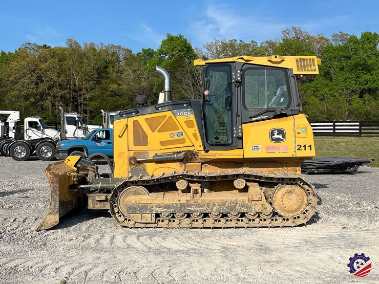 2017-deere-700k-xlt-image-2