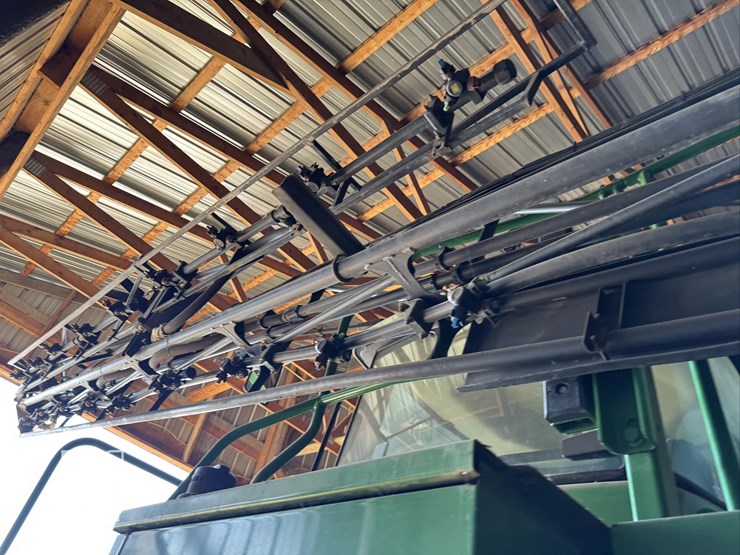 2005-john-deere-4720-image-23