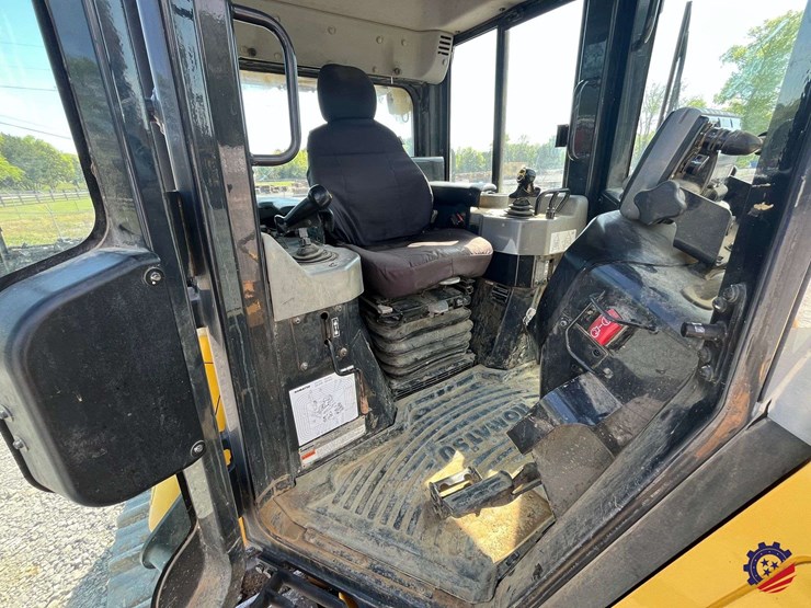 2018-komatsu-d51exi-24-image-56