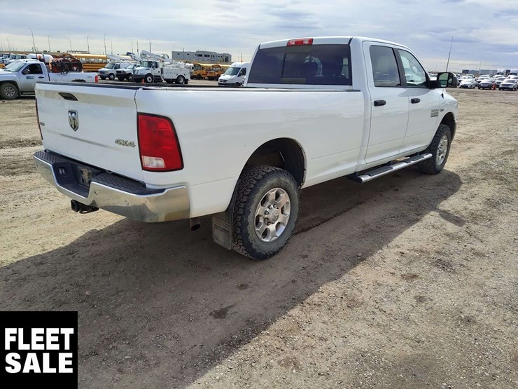 2018-dodge-2500-image-5