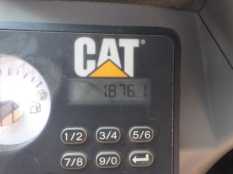 2020-caterpillar-226d3-image-32