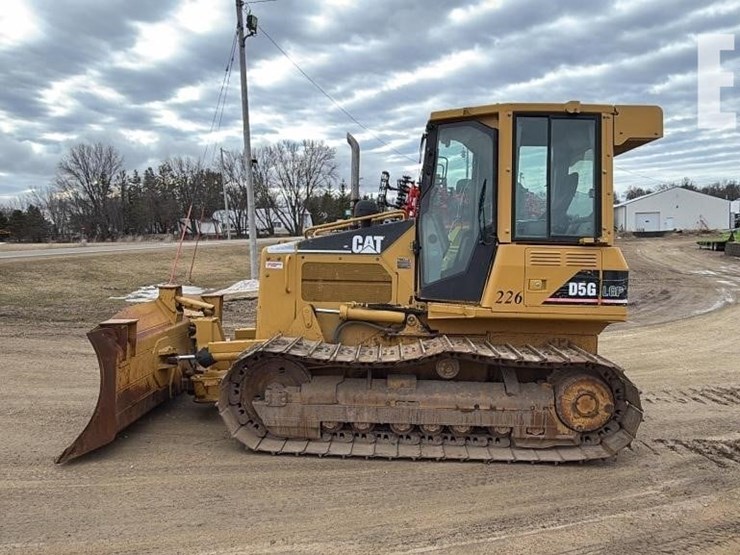 2005-caterpillar-d5g-lgp-image-3