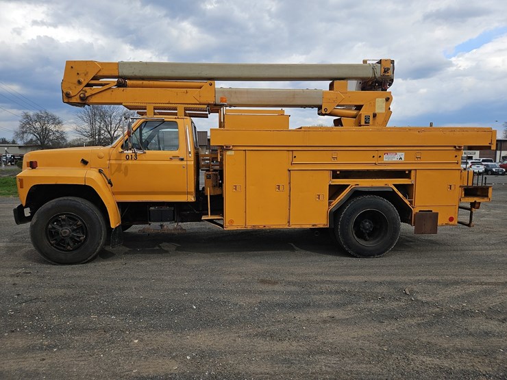 1987-ford-f800-image-2