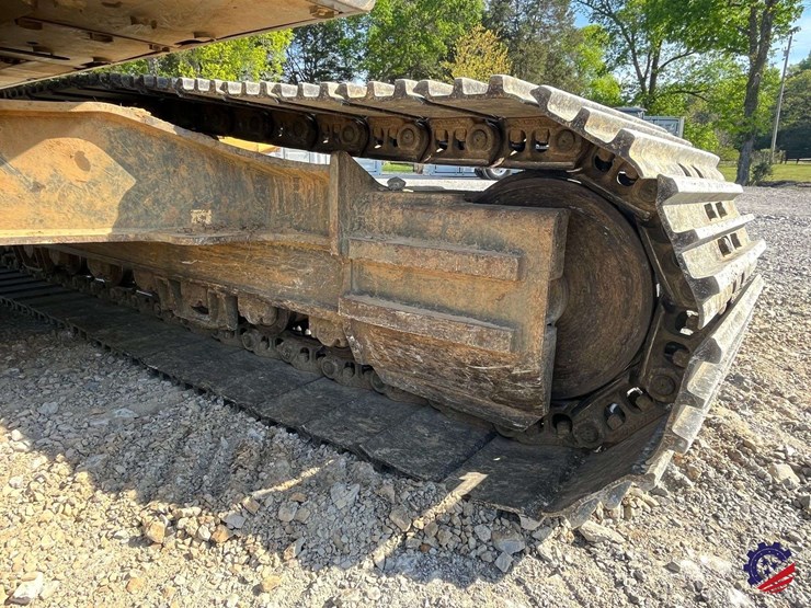 2017-volvo-ec300el-image-36