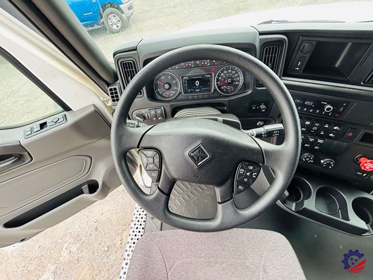 2024-international-lt62f-t/a-truck-tractor-image-103