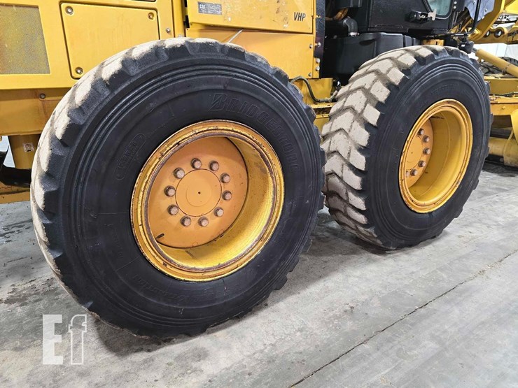 2012-caterpillar-140m2-image-29