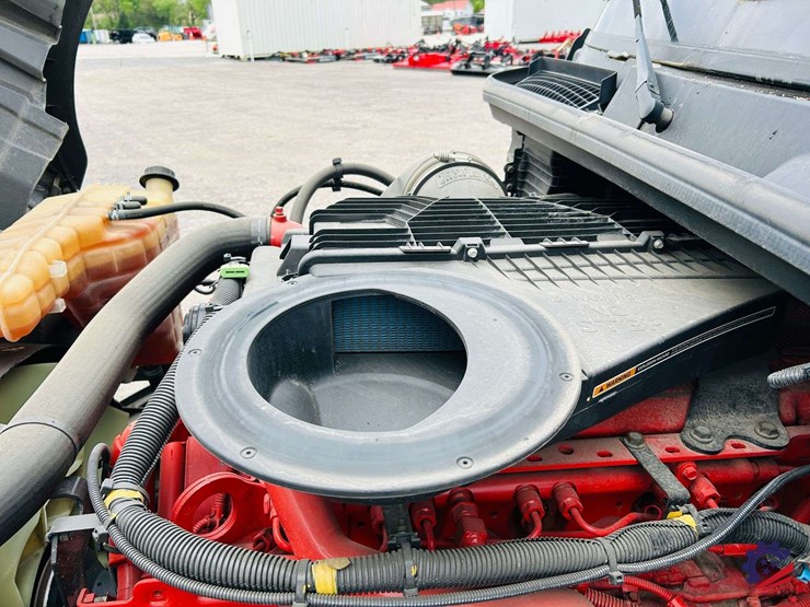 2024-international-lt62f-t/a-truck-tractor-image-74