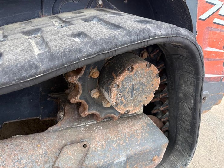 kubota-svl75-2-image-10