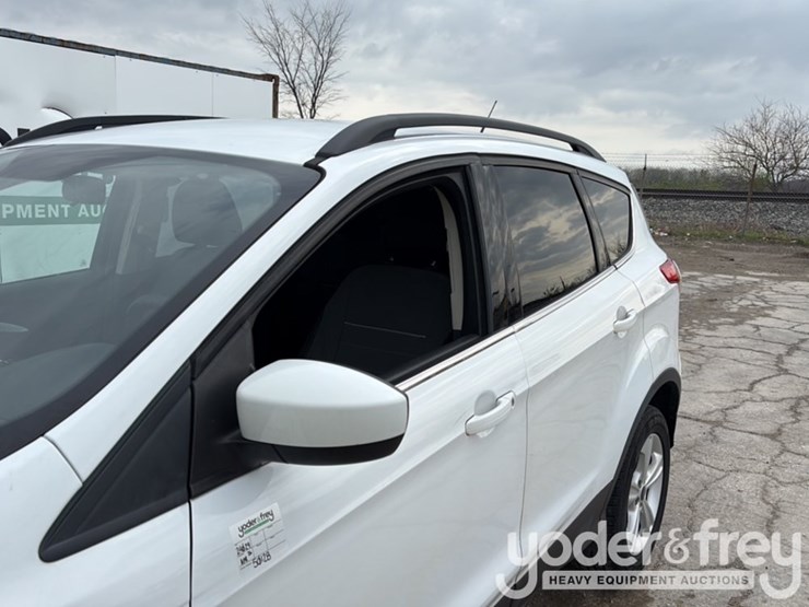 2014-ford-escape-image-9