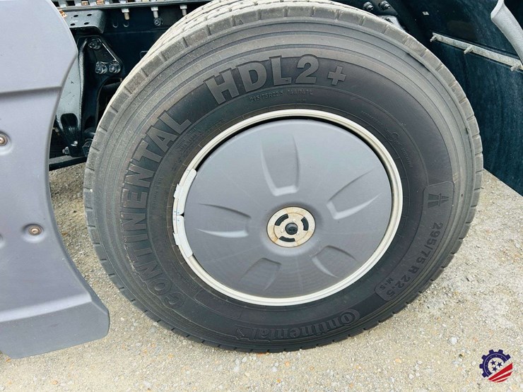 2024-international-lt62f-t/a-truck-tractor-image-43