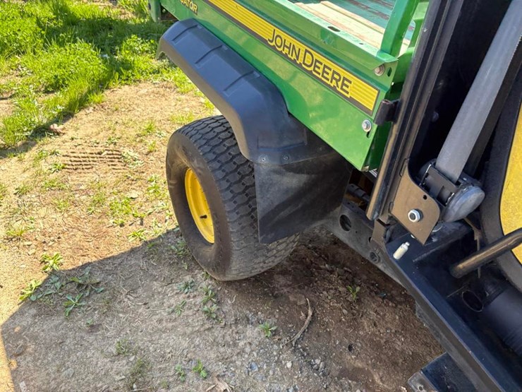 john-deere-gator-image-6