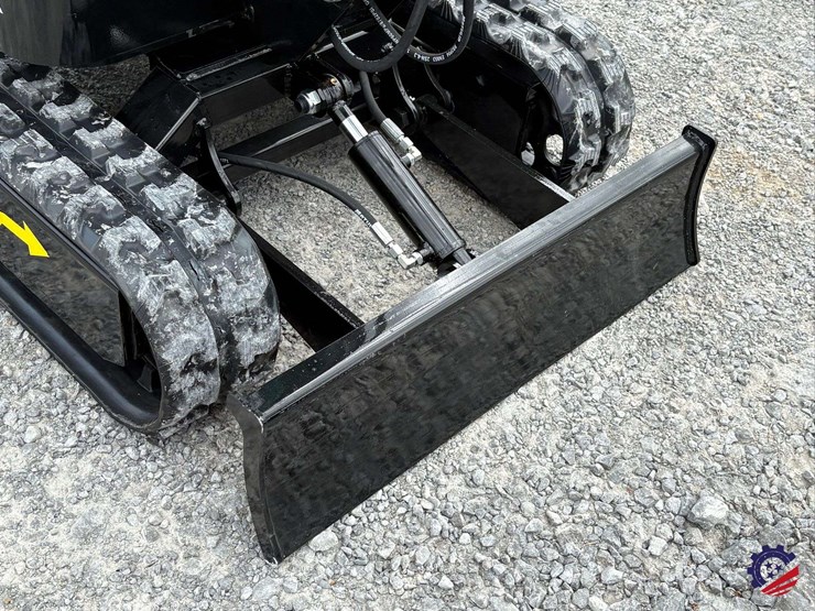 2026-cfg-industry-mh12rx-image-15