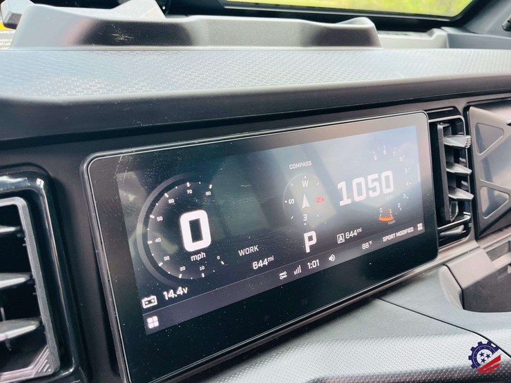 2026-can-am-defender-limited-hd11-triple-image-63