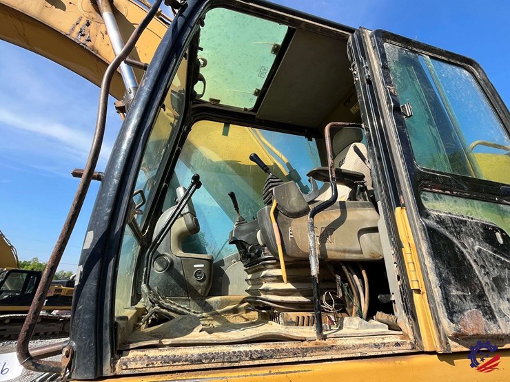 2006-caterpillar-345cl-image-81