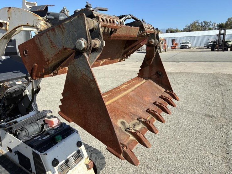 2015-bobcat-mt52-image-6