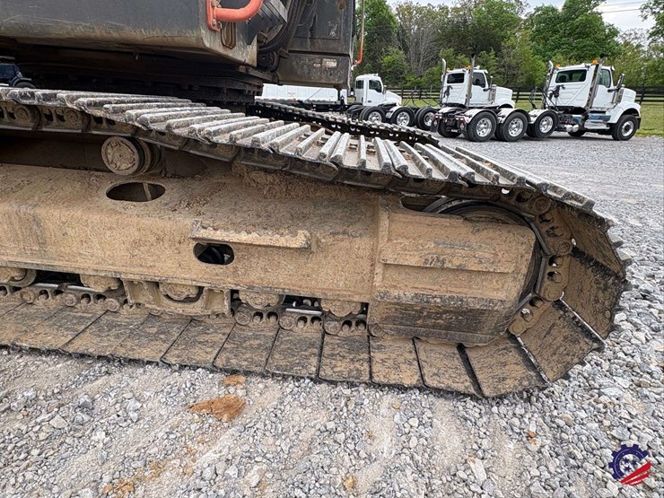 2017-volvo-ec300el-image-16