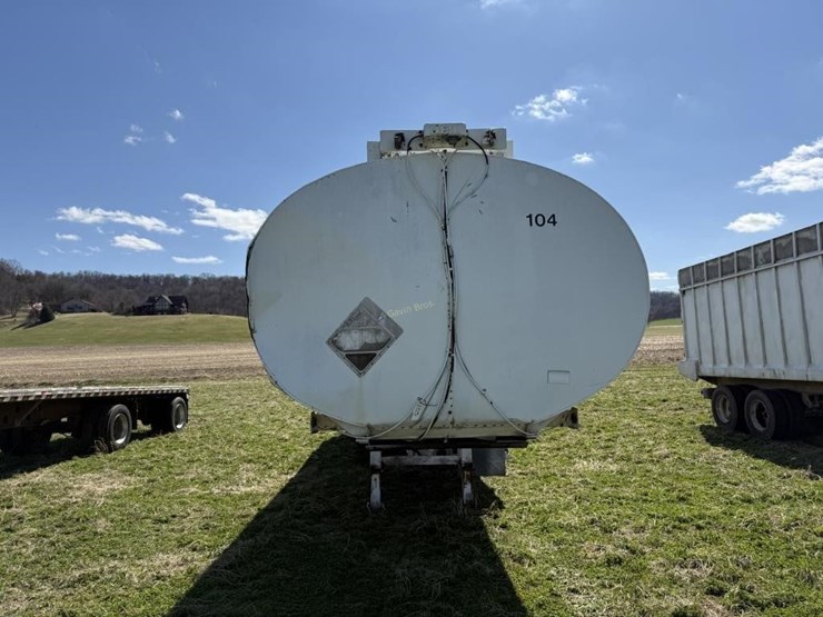 1974-heil-40'-semi-tanker-trailer-image-2