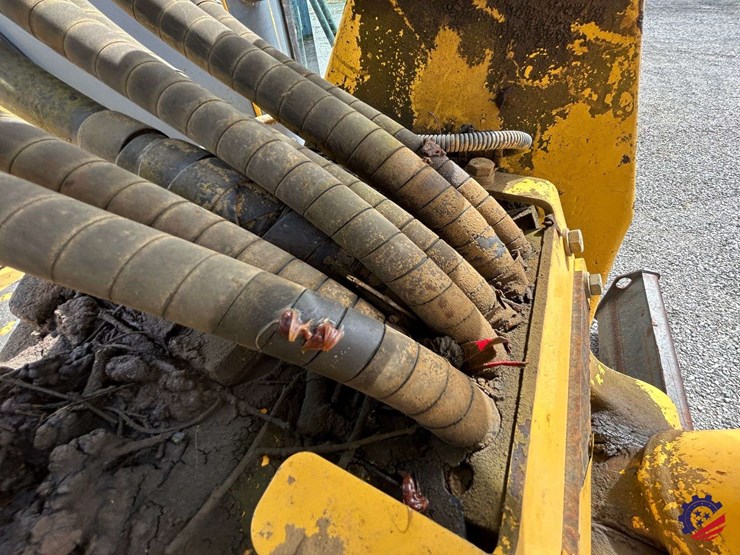 2009-komatsu-pc88mr-8-image-69