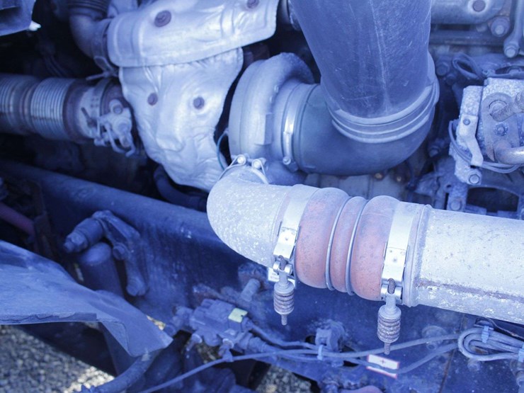 2018-freightliner-cascadia-126-image-39