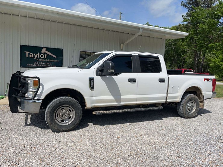 2020-ford-f250-image-2