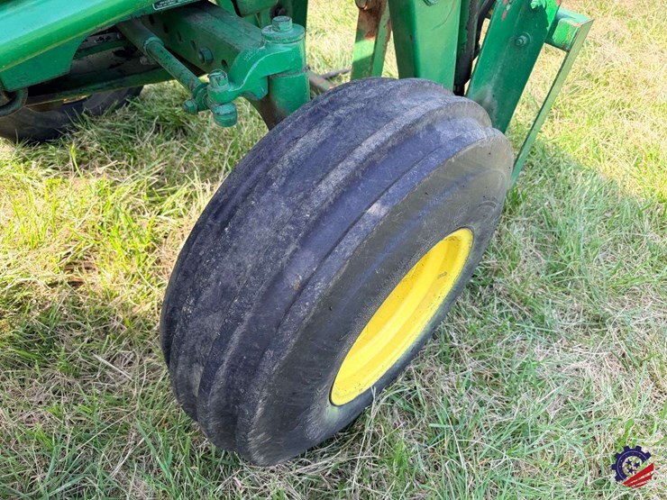 john-deere-2640-image-14