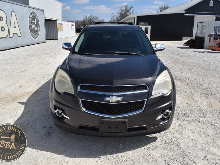 2013-chevrolet-equinox-lt-image-8