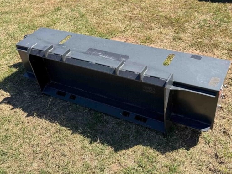 6’-skid-steer-hydraulic-tiller-image-3