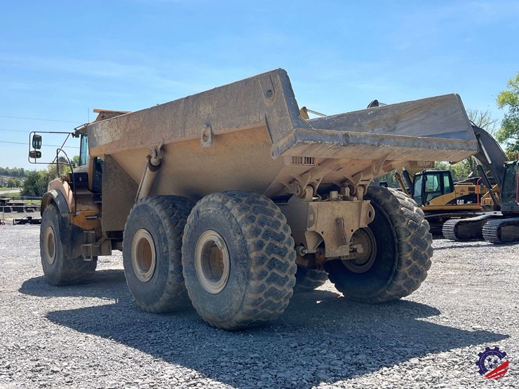 2012-volvo-a40f-image-30