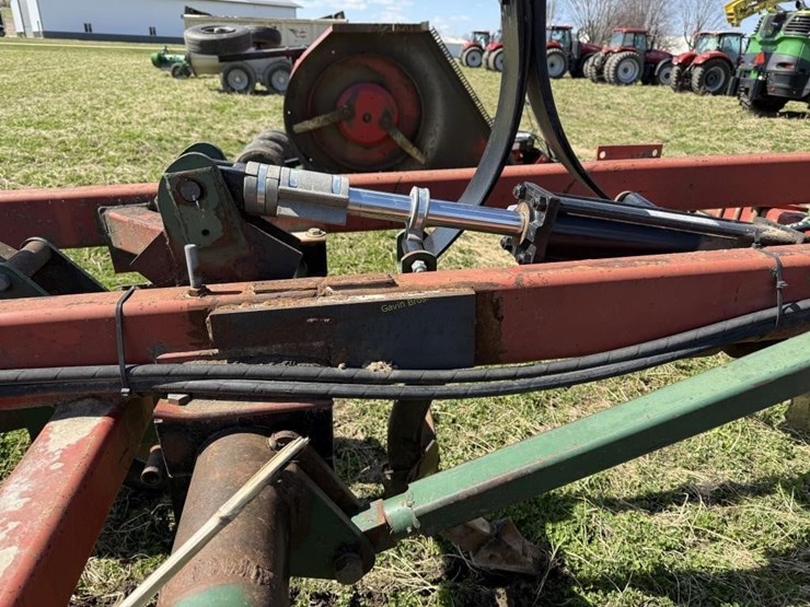 brillion-soil-commander-7-shank-deep-ripper-image-21