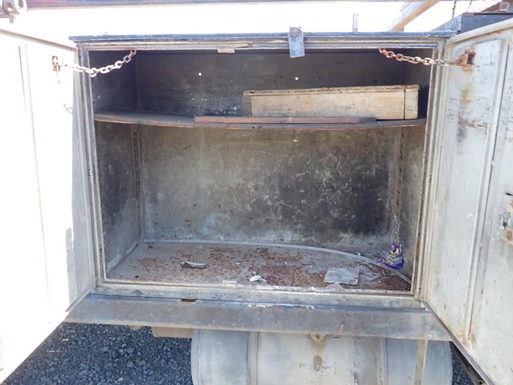 1999-isuzu-nqr-image-21