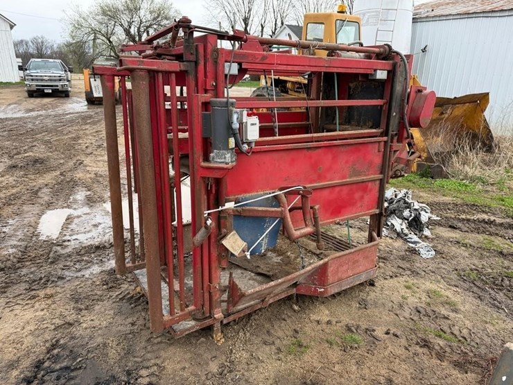 cattle-hoof-trimmer-image-3