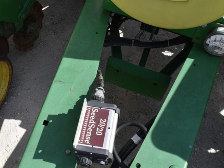 john-deere-7200-image-13