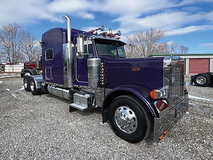 2005-peterbilt-379-image-1