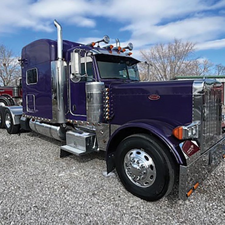 2005 PETERBILT 379