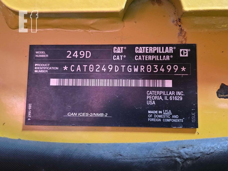 2020-caterpillar-249d-image-23