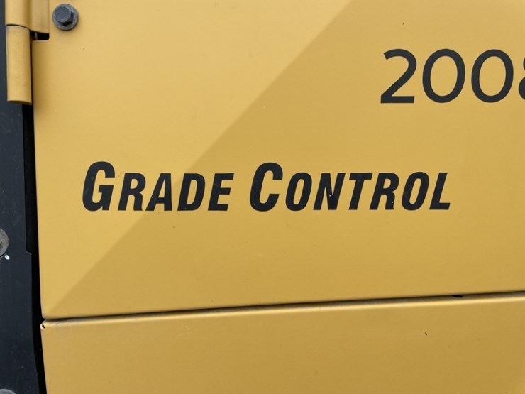2018-caterpillar-12m3-awd-image-62