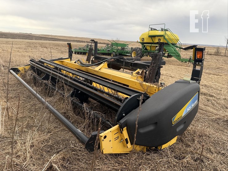 new-holland-tv140-image-49