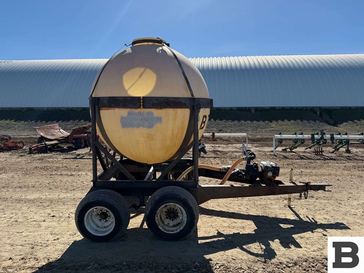 bubble-tank-chemigation-trailer-image-5